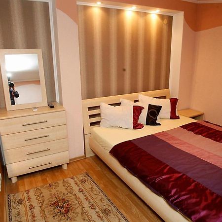 Simfonia Lwiw Apartment Lviv Bagian luar foto